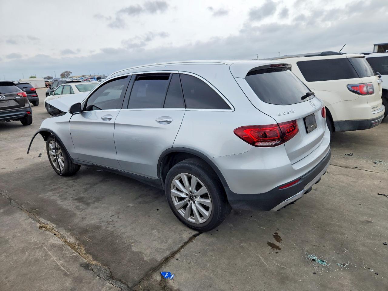 2020 Mercedes-Benz Glc 300 4Matic - Фото 2