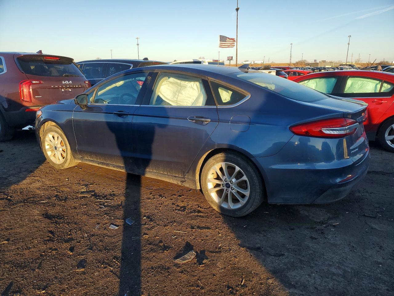 2019 Ford Fusion Se - Фото 2
