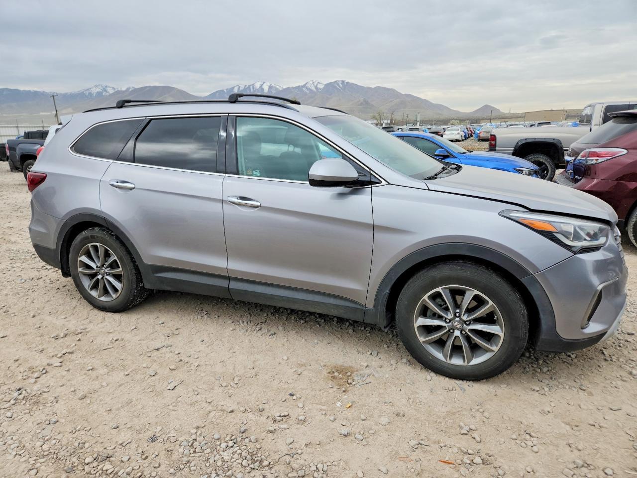 2018 Hyundai Santa Fe Se - Image 4