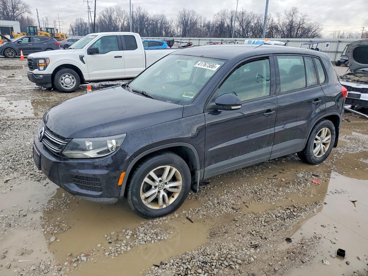 2013 Volkswagen Tiguan S