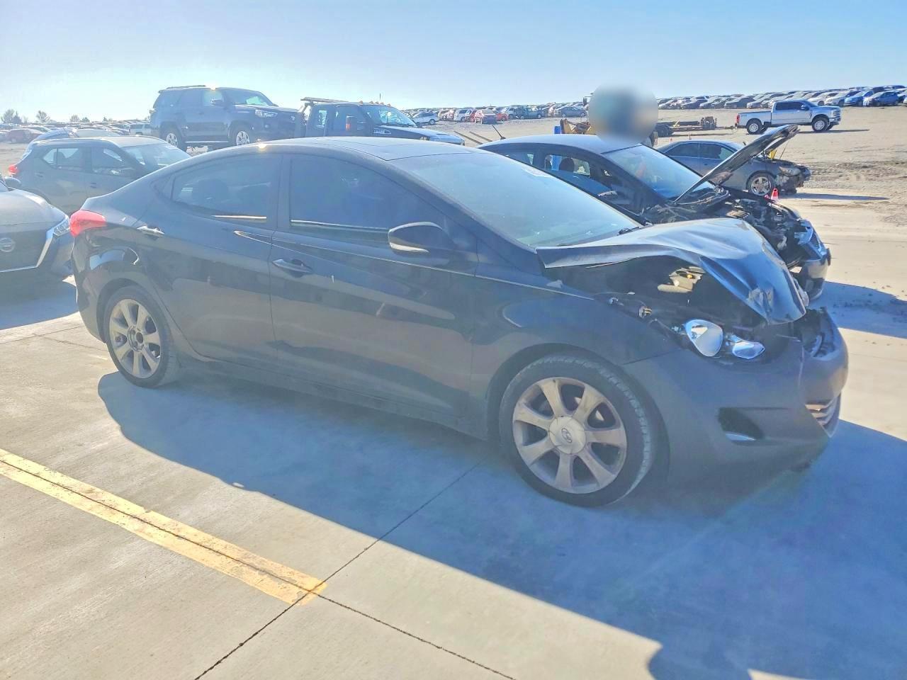 2012 Hyundai Elantra Limited - Image 4