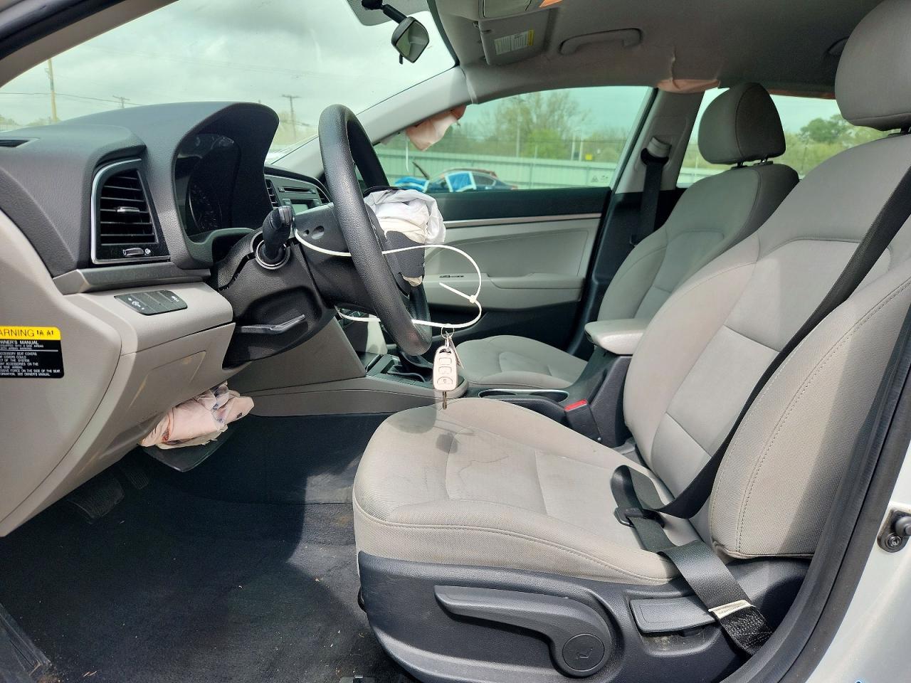 2017 Hyundai Elantra Se - Image 7