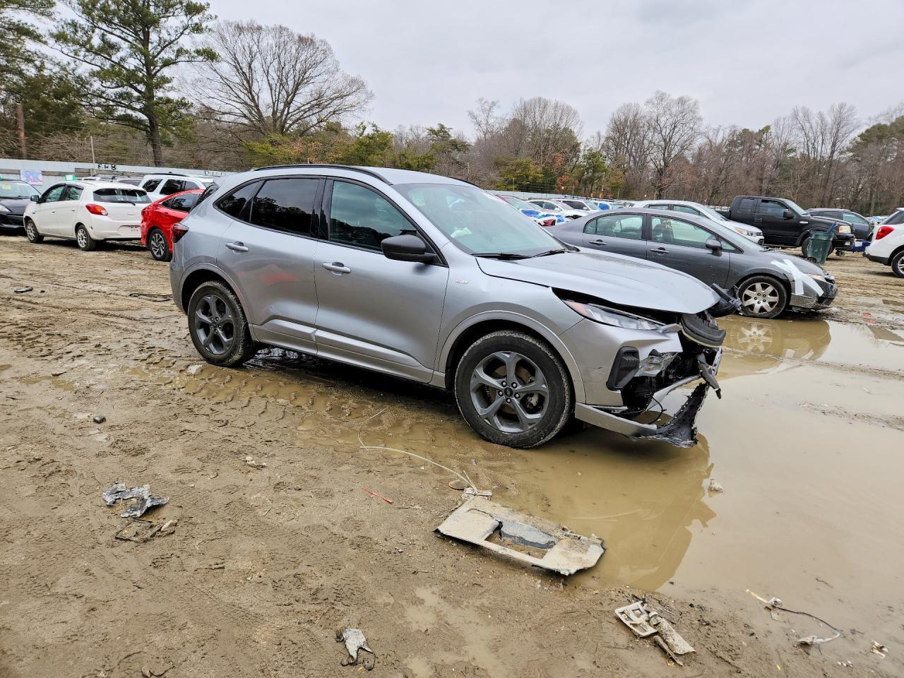 2023 Ford Escape St Line - Фото 4