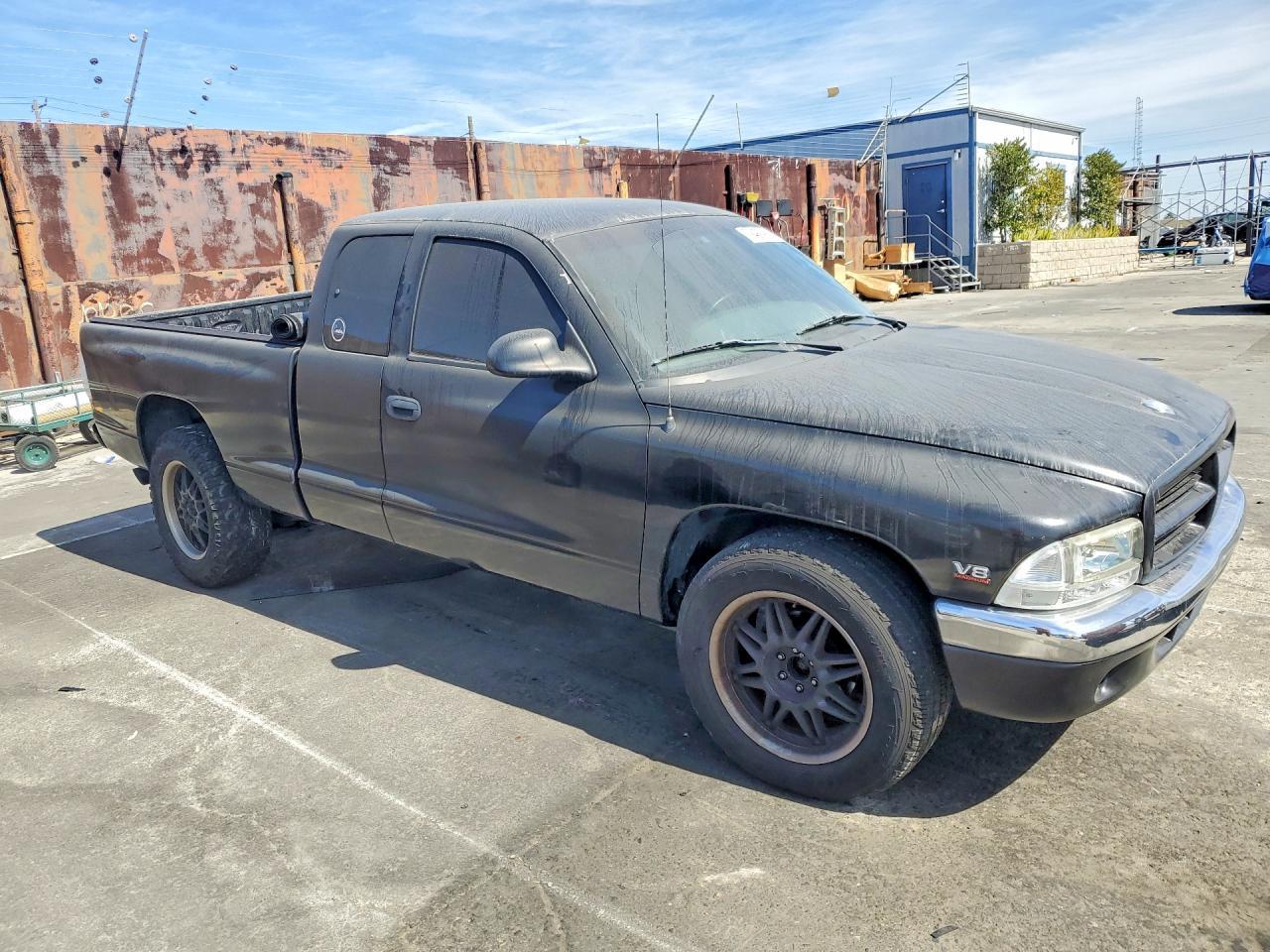 1998 Dodge Dakota - Image 4