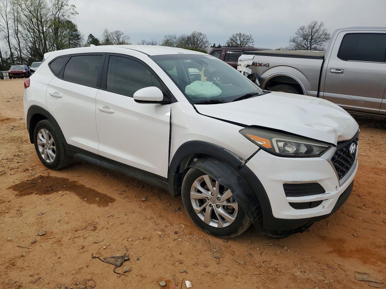 2020 Hyundai Tucson Se - Image 4