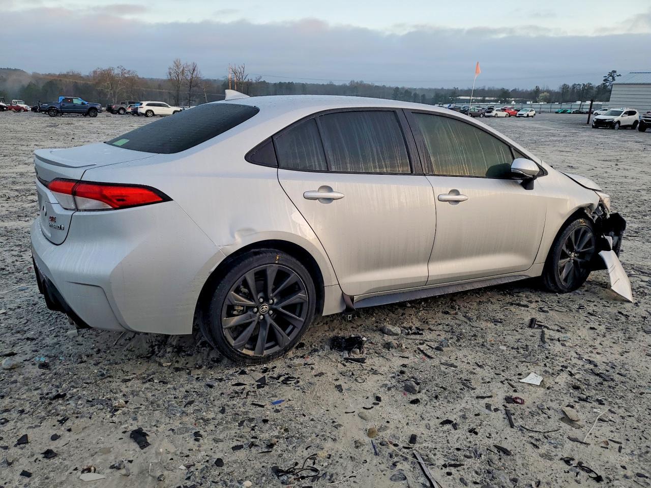 2024 Toyota Corolla Hybrid Se - Image 3