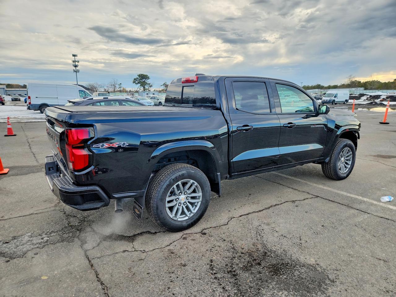 2026 Chevrolet Colorado Lt - Image 3
