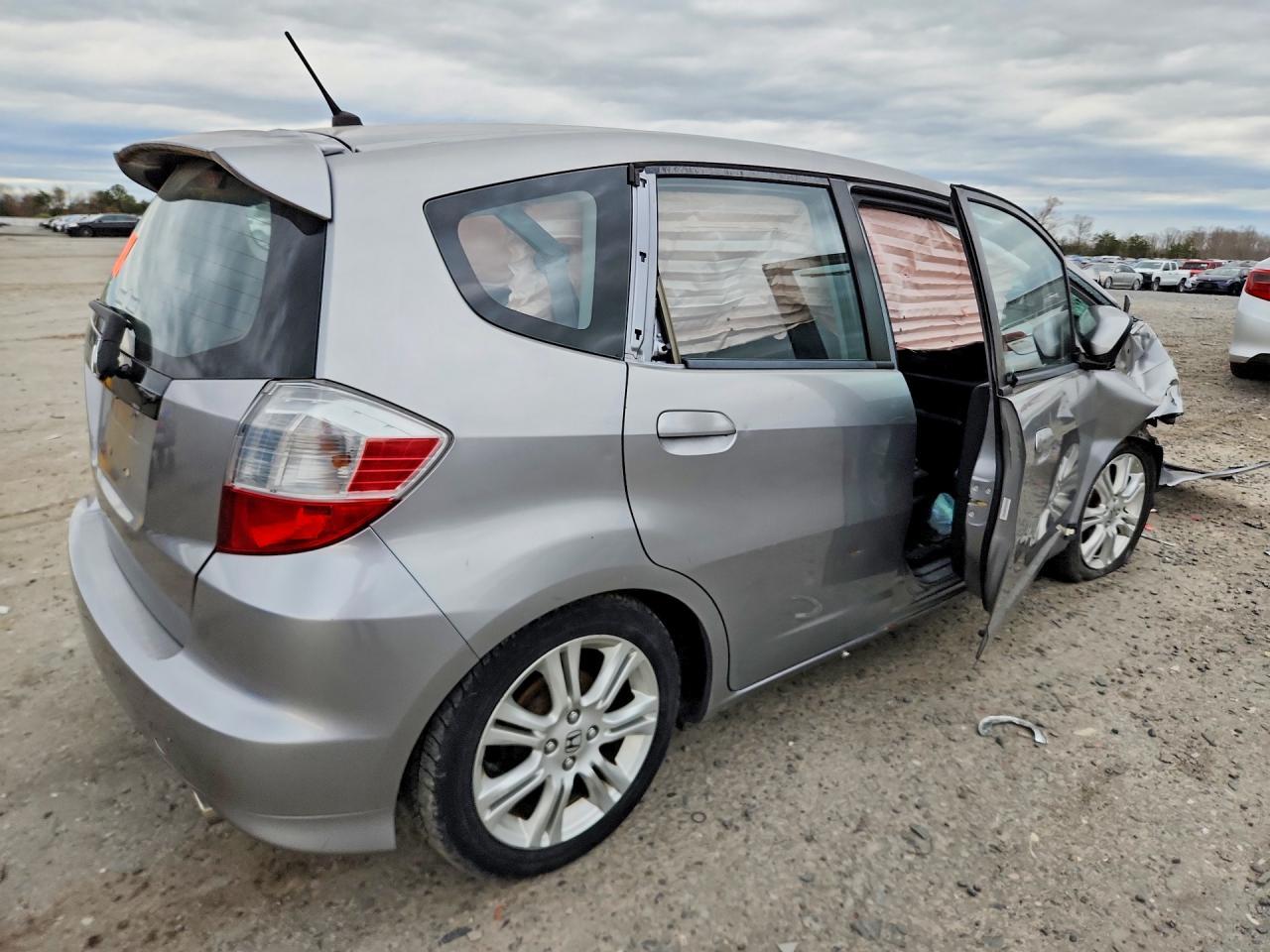 2010 Honda Fit Sport - Фото 3