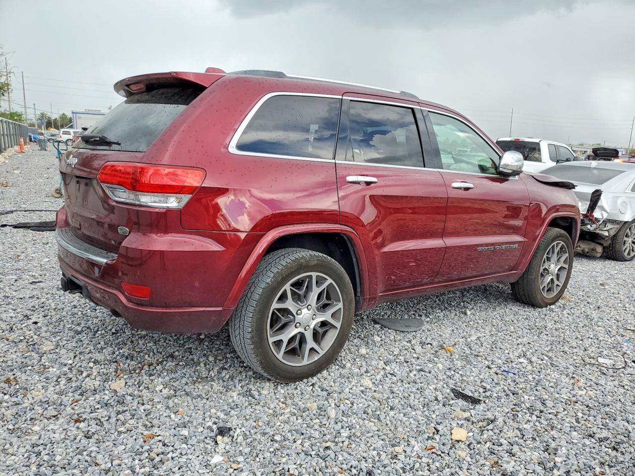 2020 Jeep Grand Cherokee Overland - Фото 3