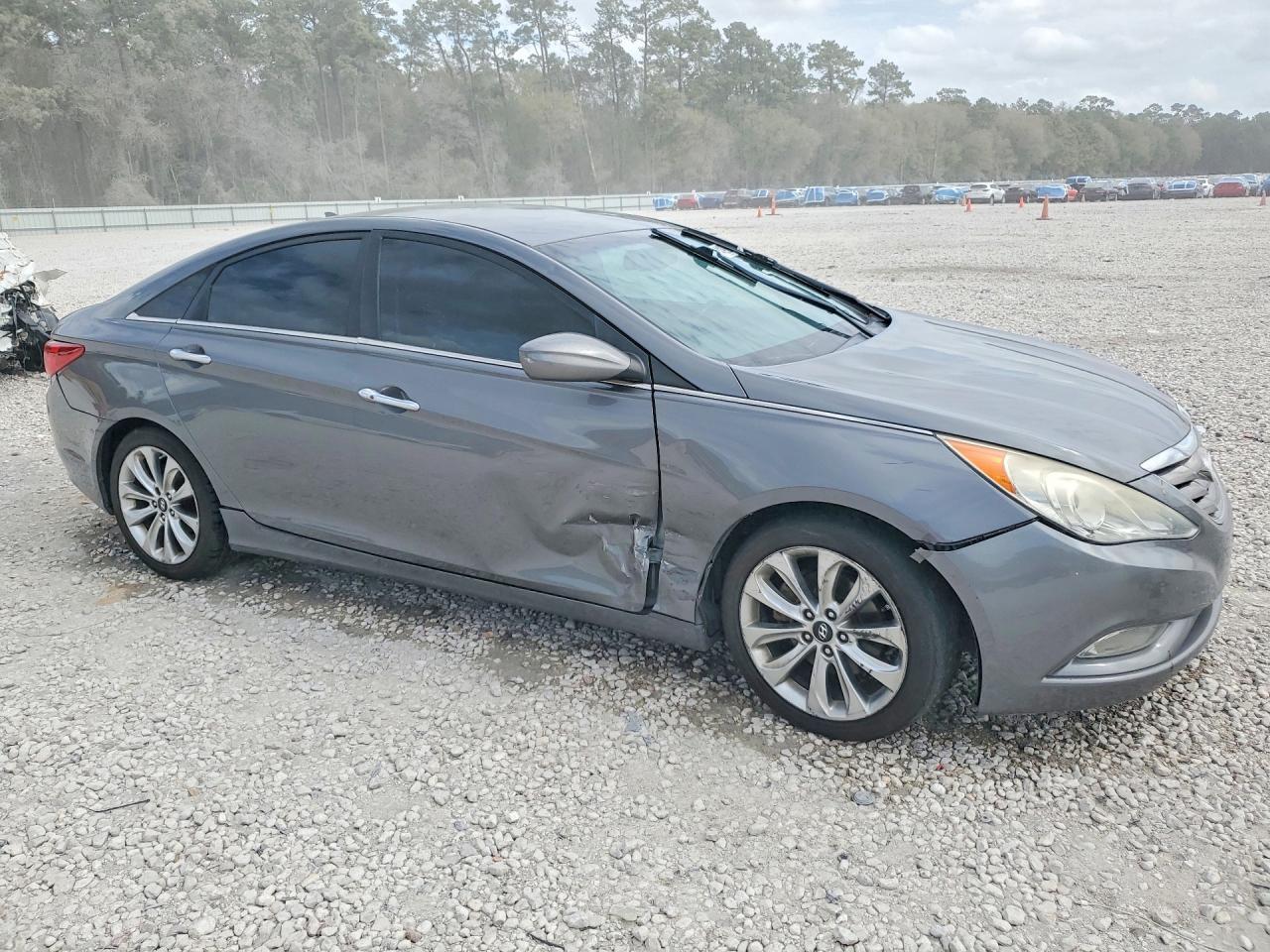 2013 Hyundai Sonata Se - Image 4