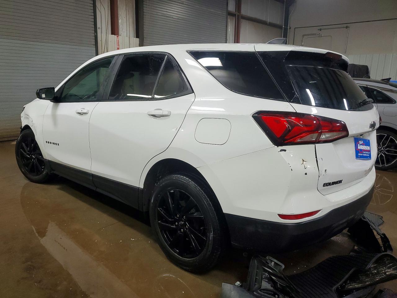 2024 Chevrolet Equinox Ls - Фото 2