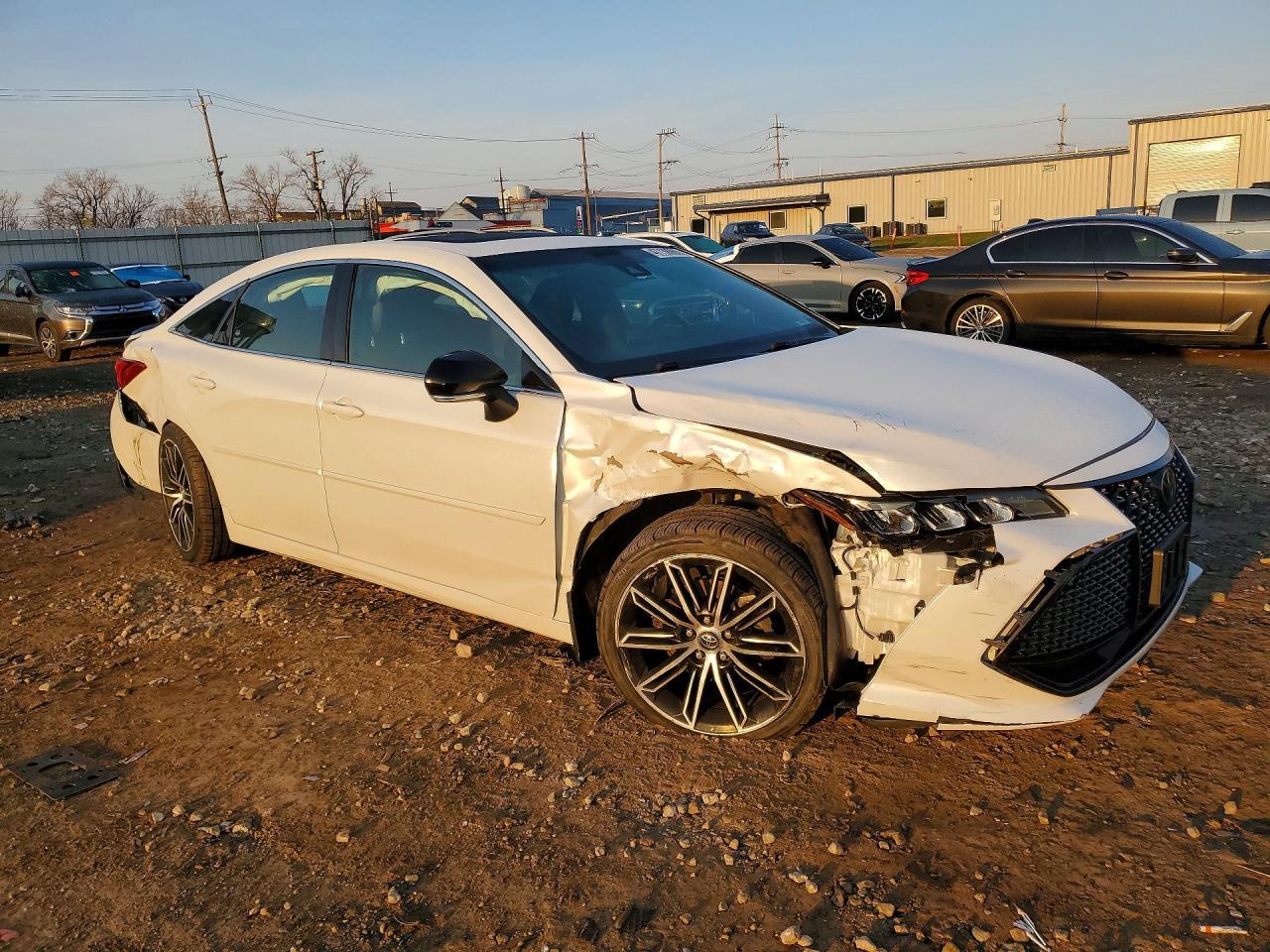 2020 Toyota Avalon Xse - Фото 4
