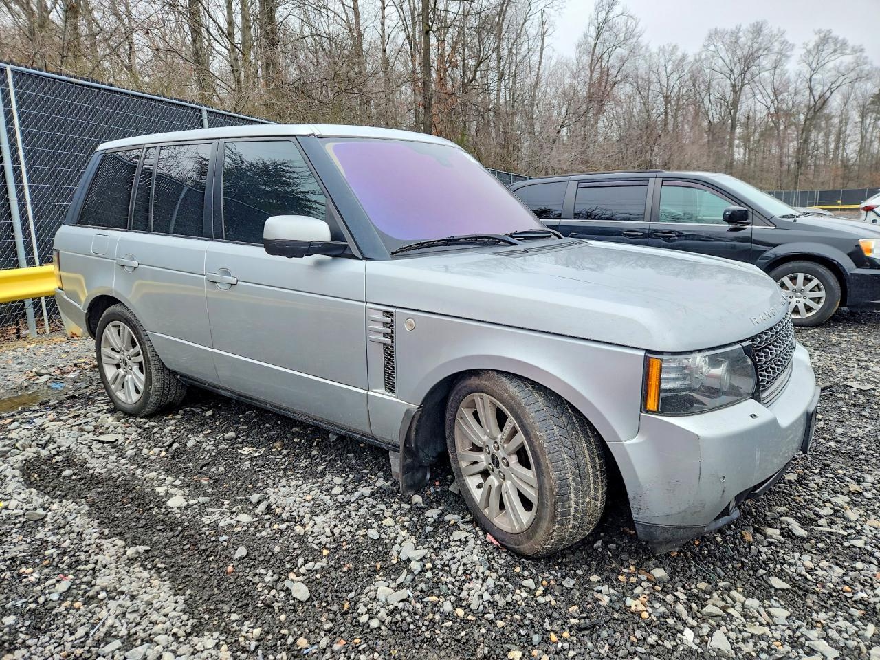 2012 Land Rover Range Rover Hse Luxury - Image 4