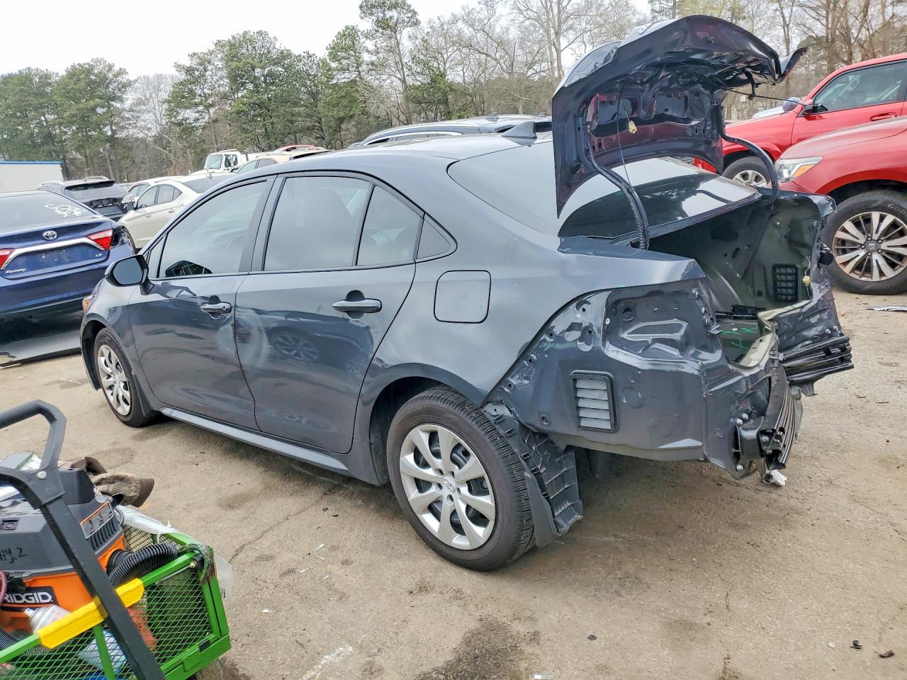 2025 Toyota Corolla Le - Image 2