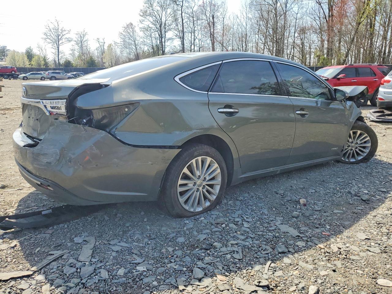2014 Toyota Avalon Hybrid Xle Touring - Image 3