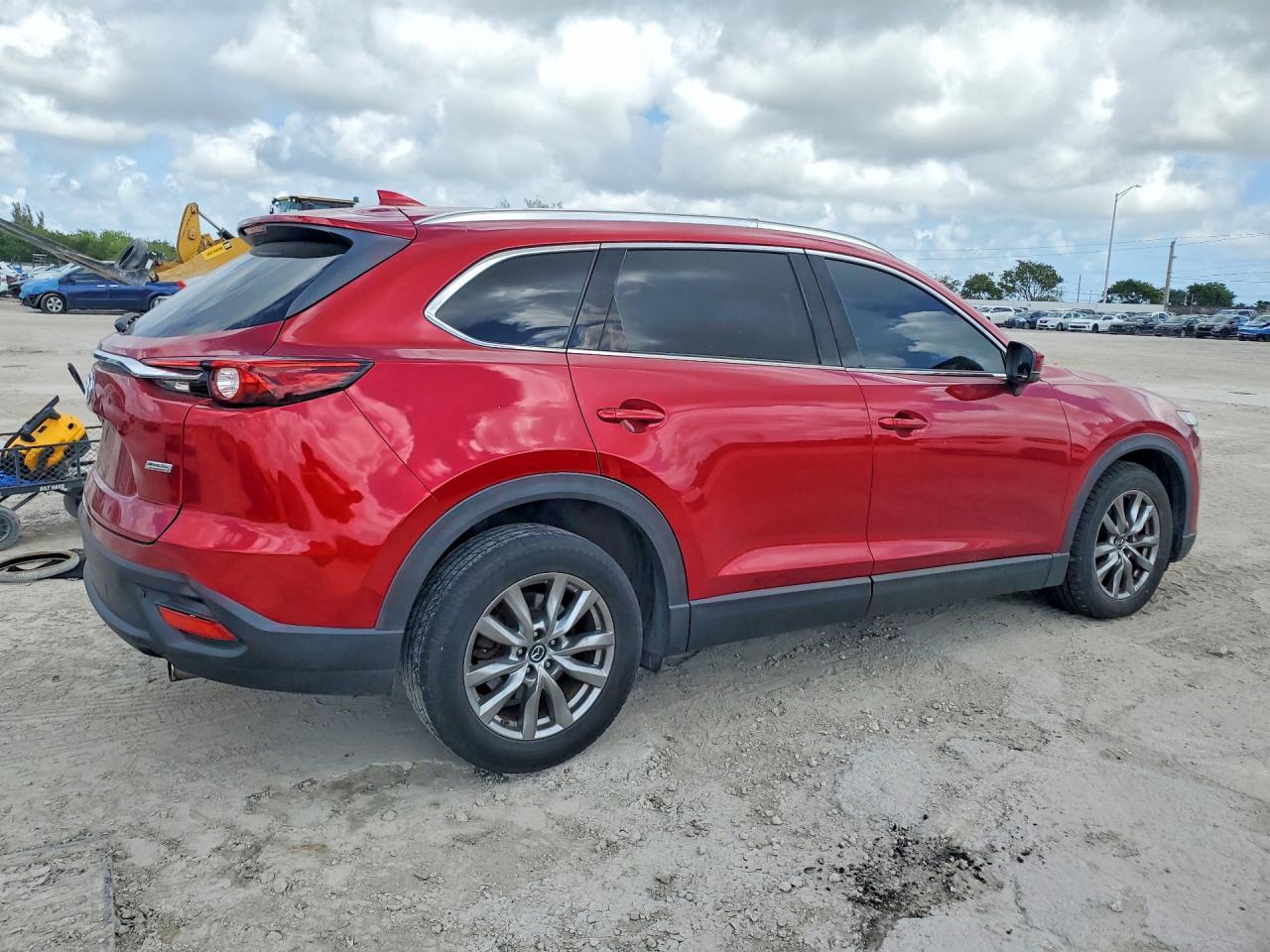 2019 Mazda Cx-9 Touring - Image 3