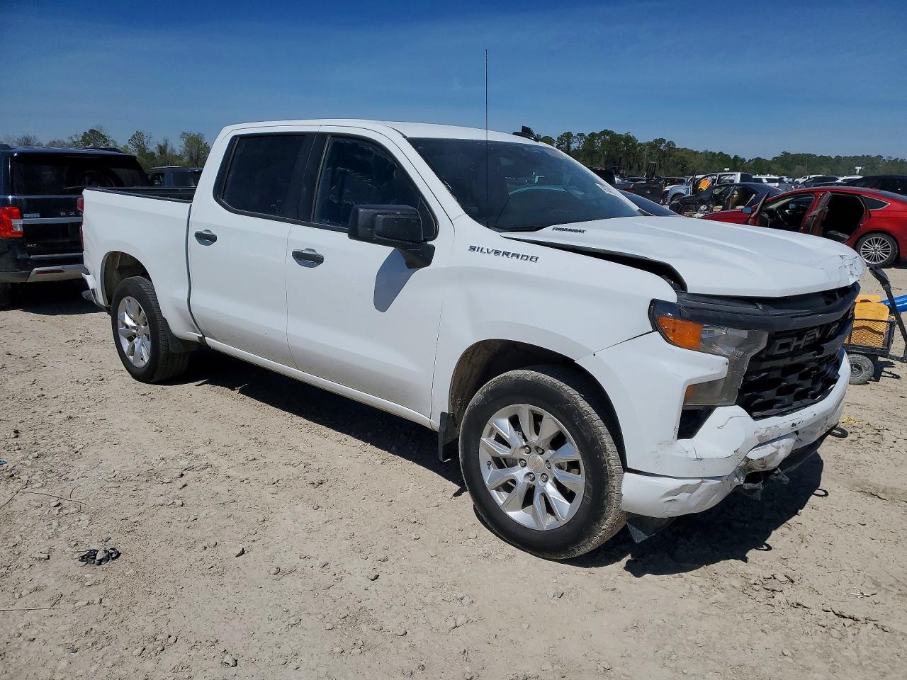 2024 Chevrolet Silverado C1500 Custom - Фото 4