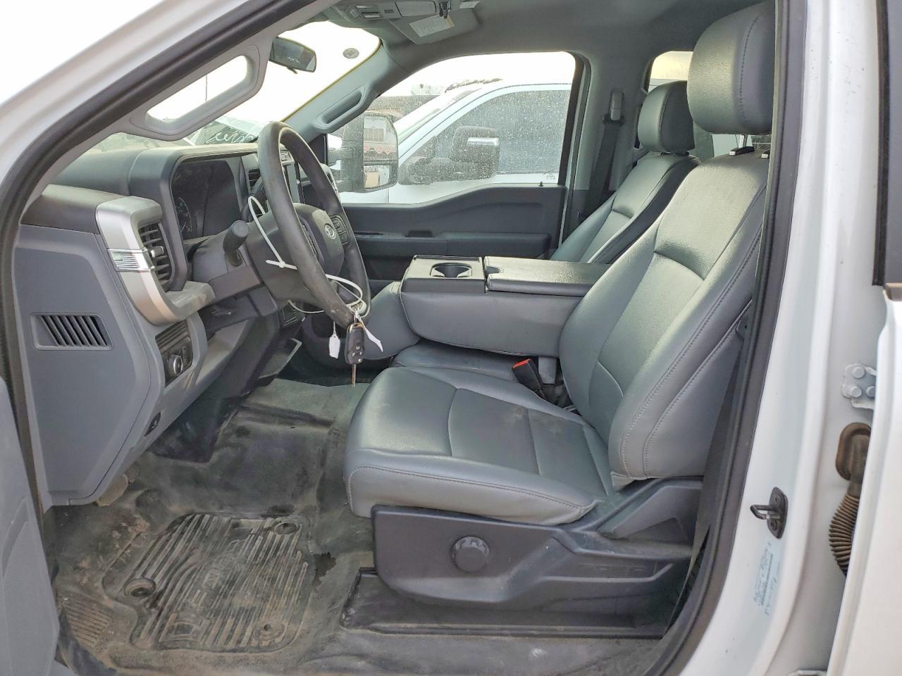 2024 Ford F450 Super Duty - Фото 7