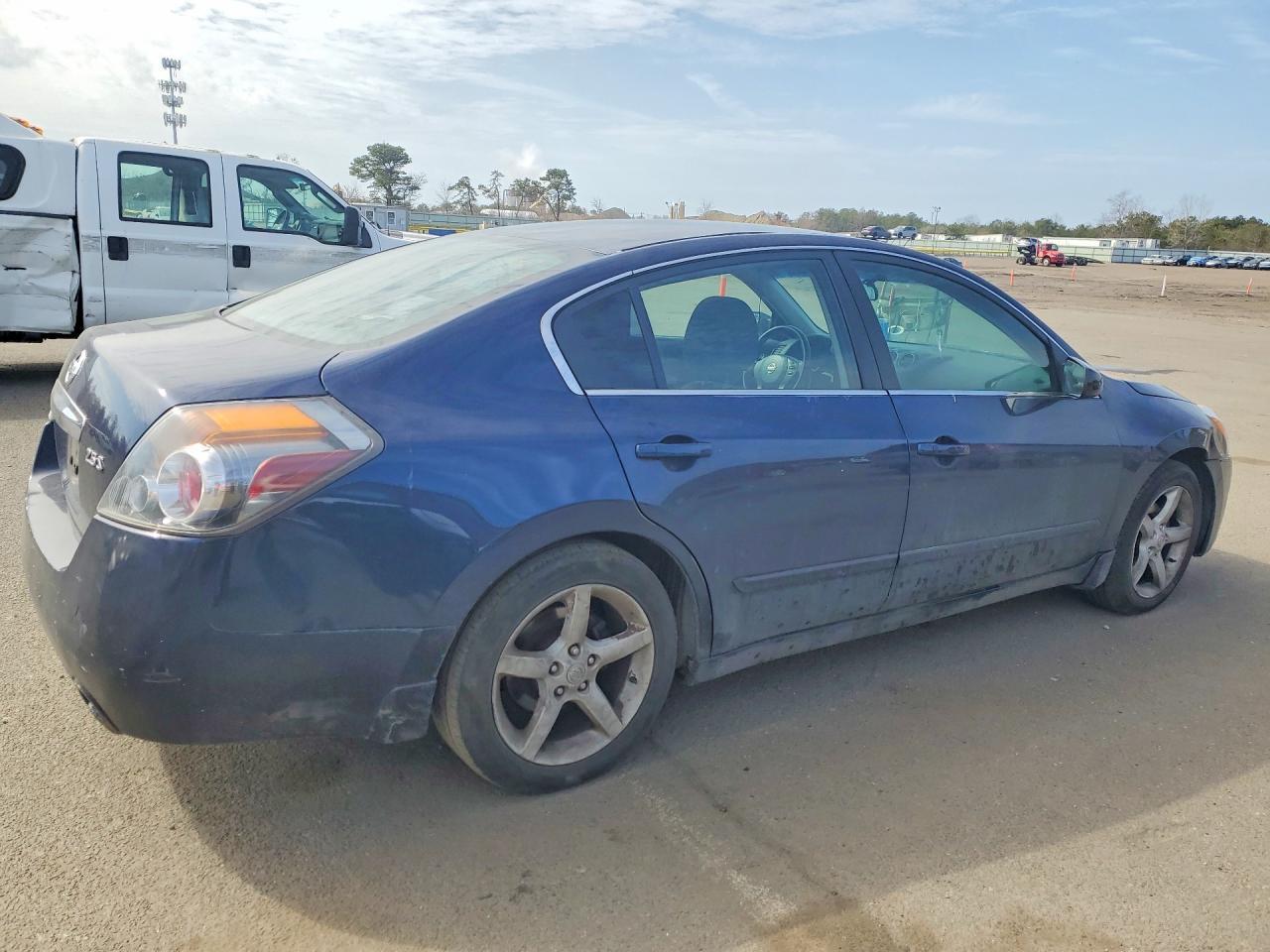 2010 Nissan Altima 2.5 - Фото 3