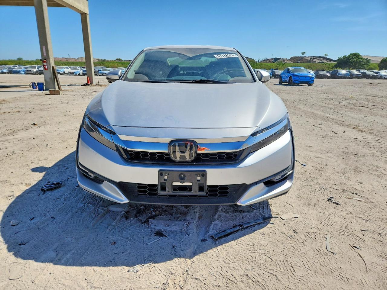 2018 Honda Clarity Touring - Image 5