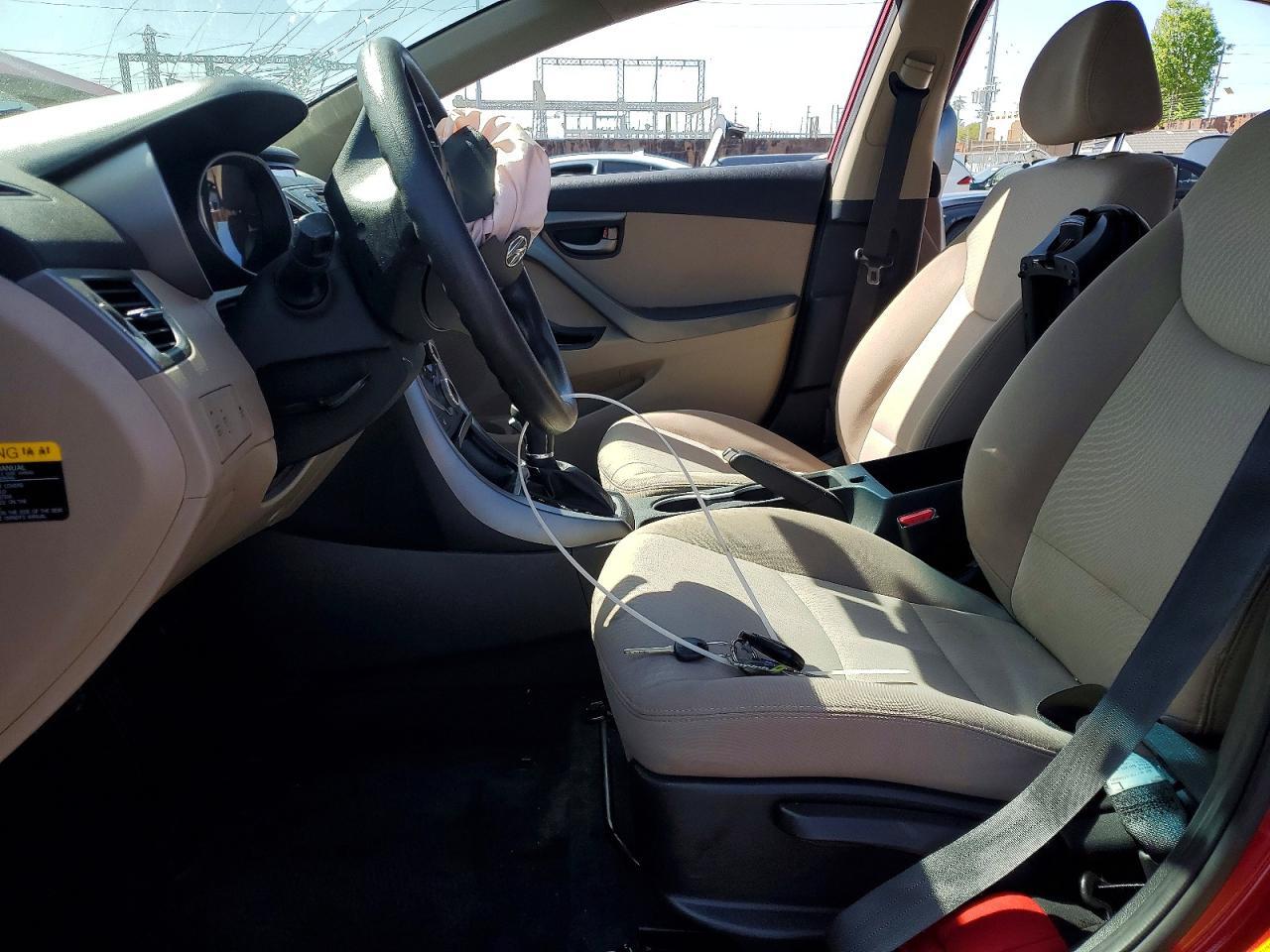 2014 Hyundai Elantra Se - Image 7