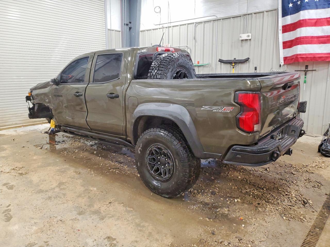 2024 Chevrolet Colorado Zr2 - Фото 2