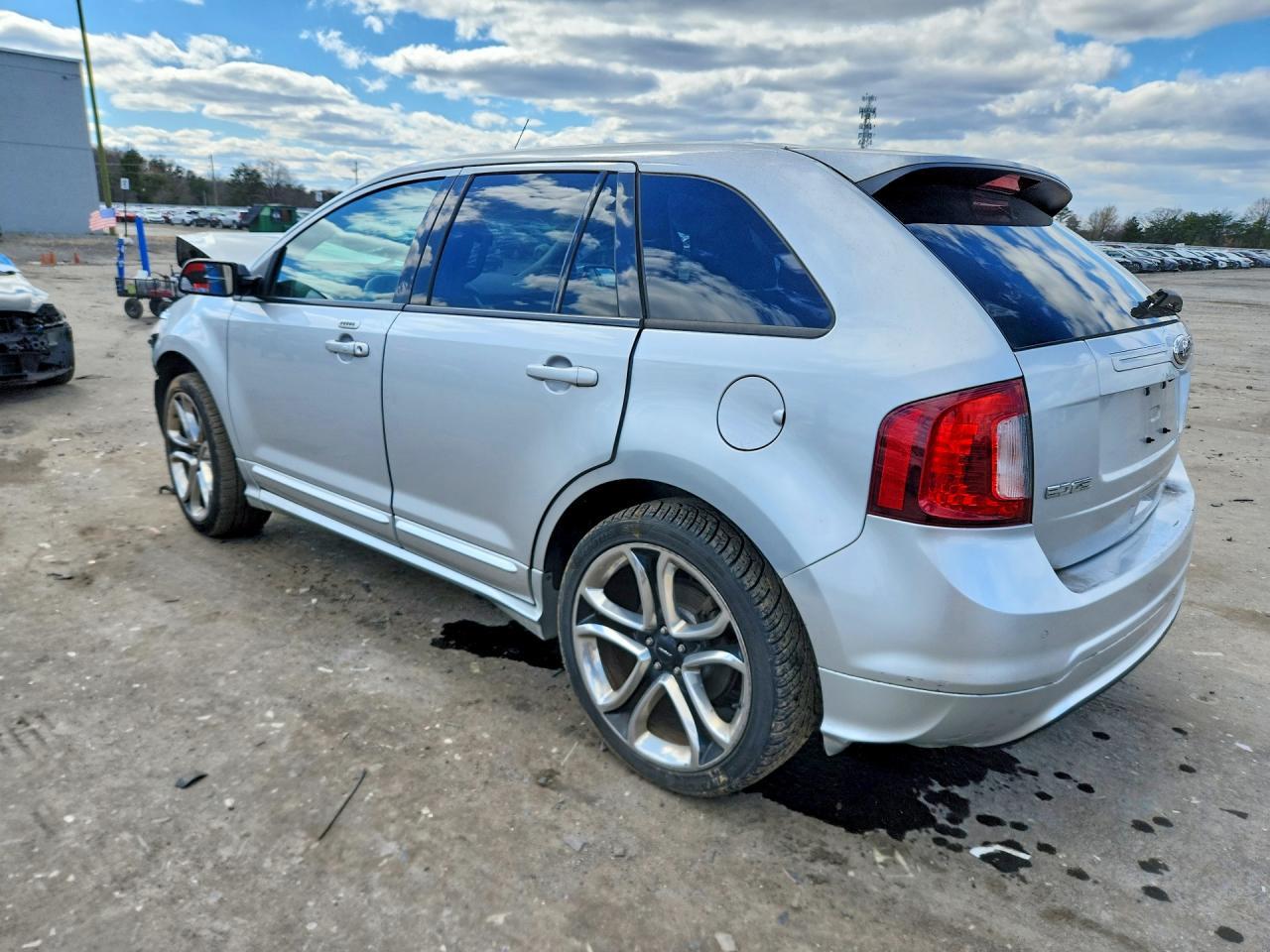 2014 Ford Edge Sport - Image 2