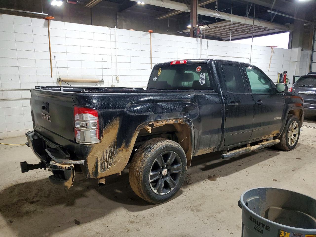 2017 GMC Sierra K1500 - Фото 3