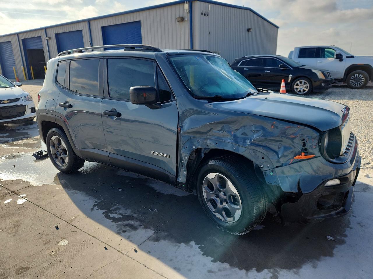 2017 Jeep Renegade - Фото 4