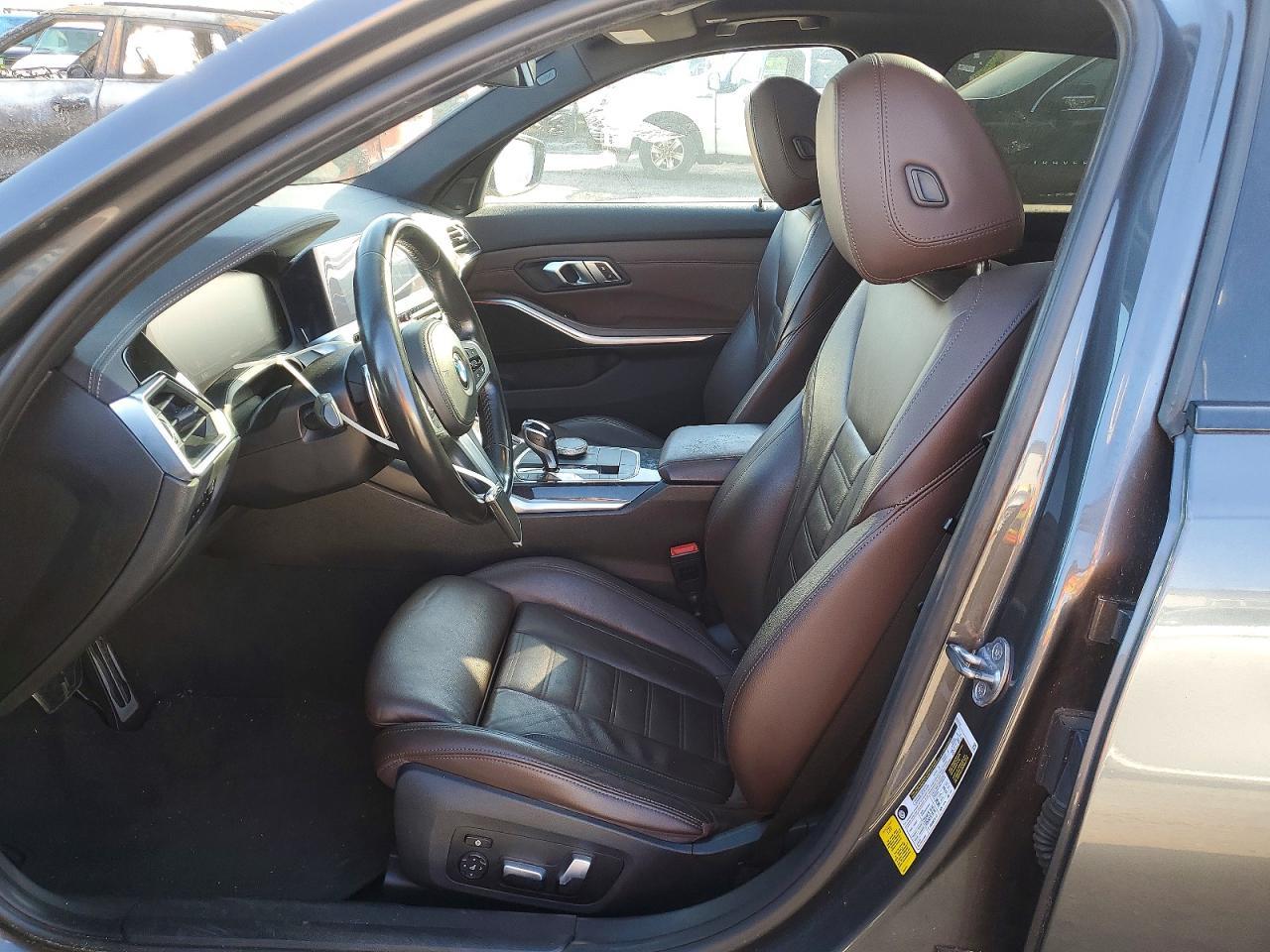 2019 BMW 330I - Фото 7