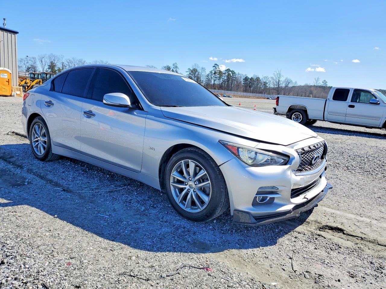2017 Infiniti Q50 3.0T Premium - Image 4
