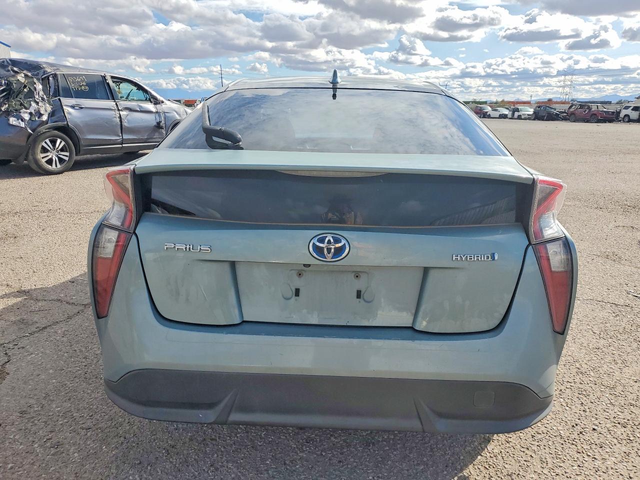 2016 Toyota Prius Four Touring - Фото 6