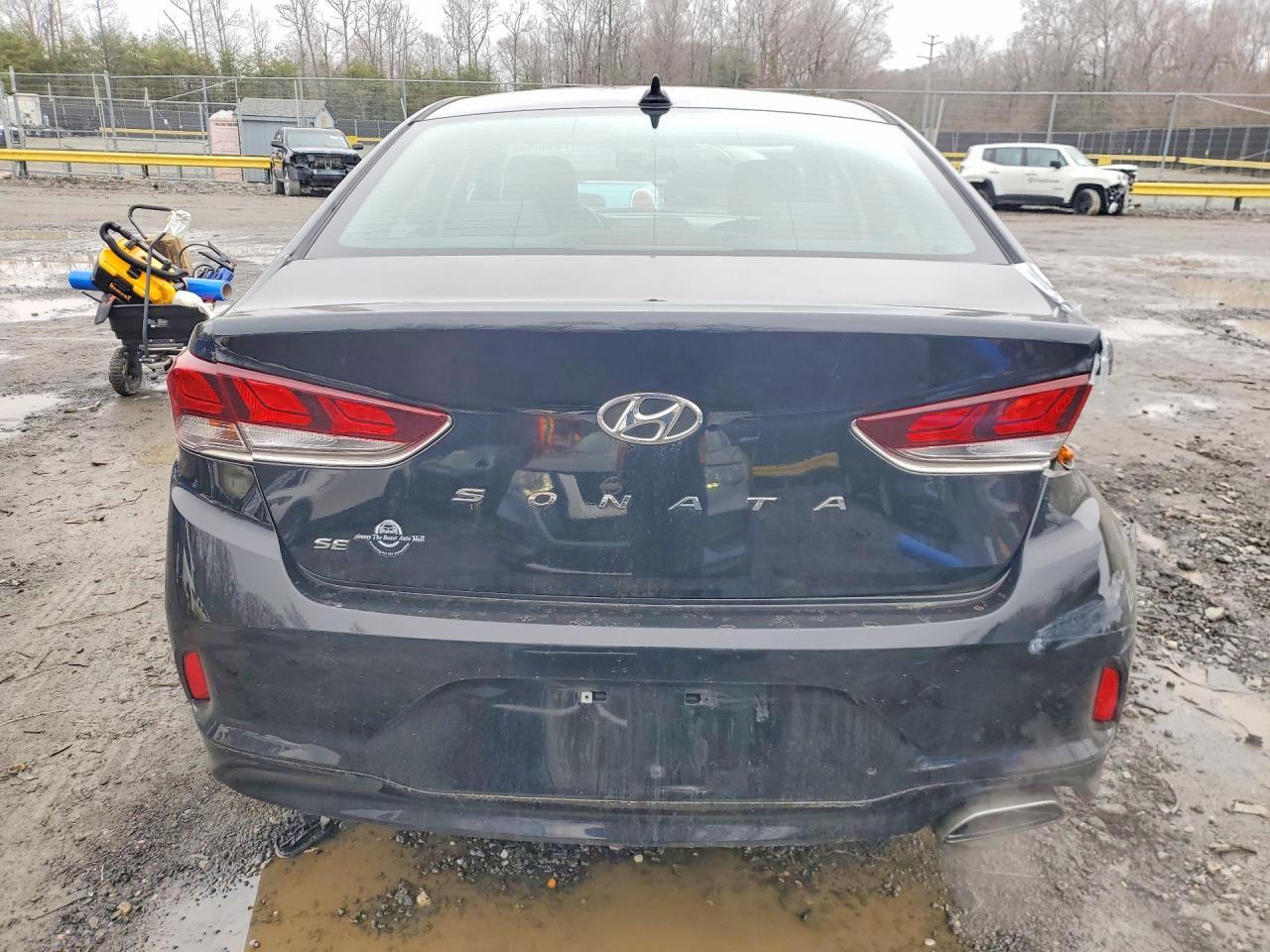 2018 Hyundai Sonata Se - Image 6