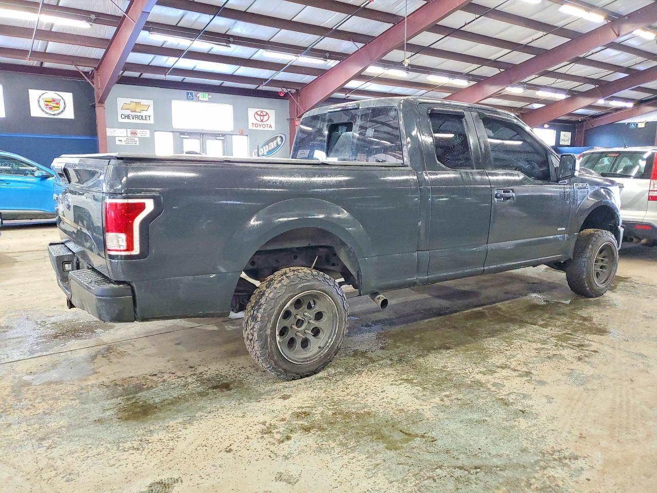 2016 Ford F150 Super Cab - Image 3