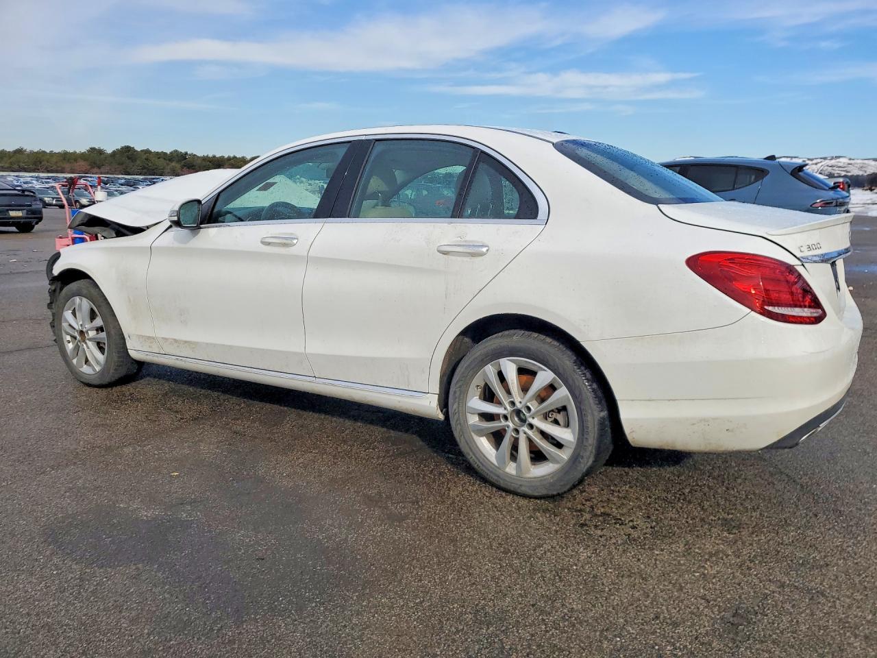 2019 Mercedes-Benz C 300 4Matic - Фото 2