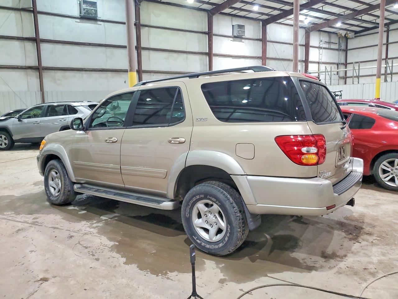2002 Toyota Sequoia Sr5 - Фото 2