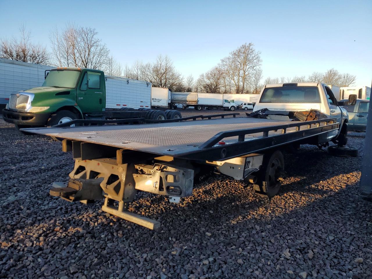 2022 Ram 5500 - Image 3