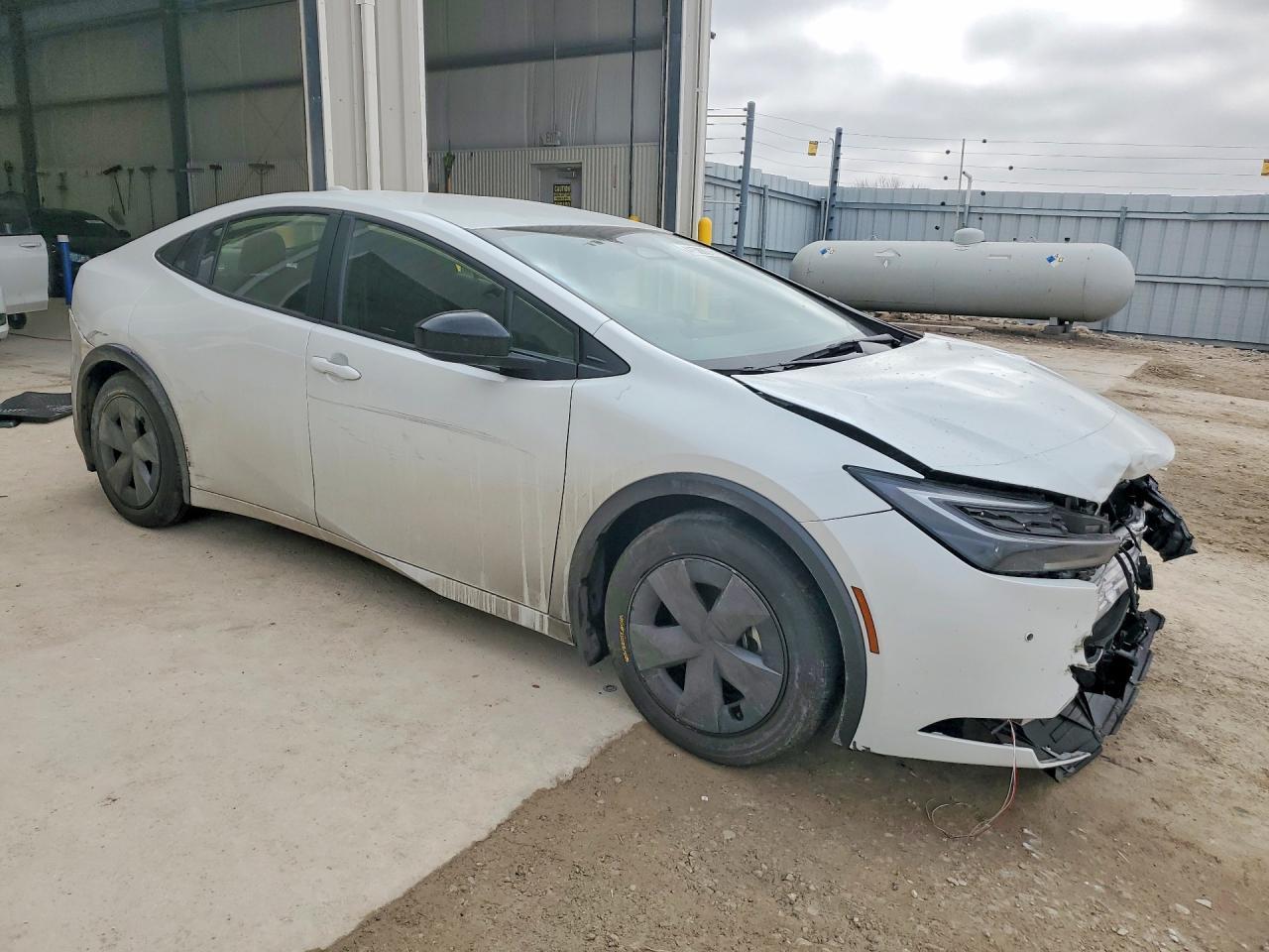 2024 Toyota Prius Le - Image 4