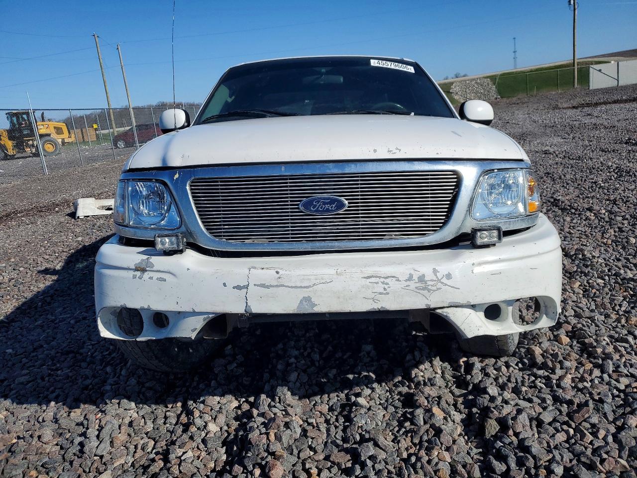 2003 Ford F150 - Image 5