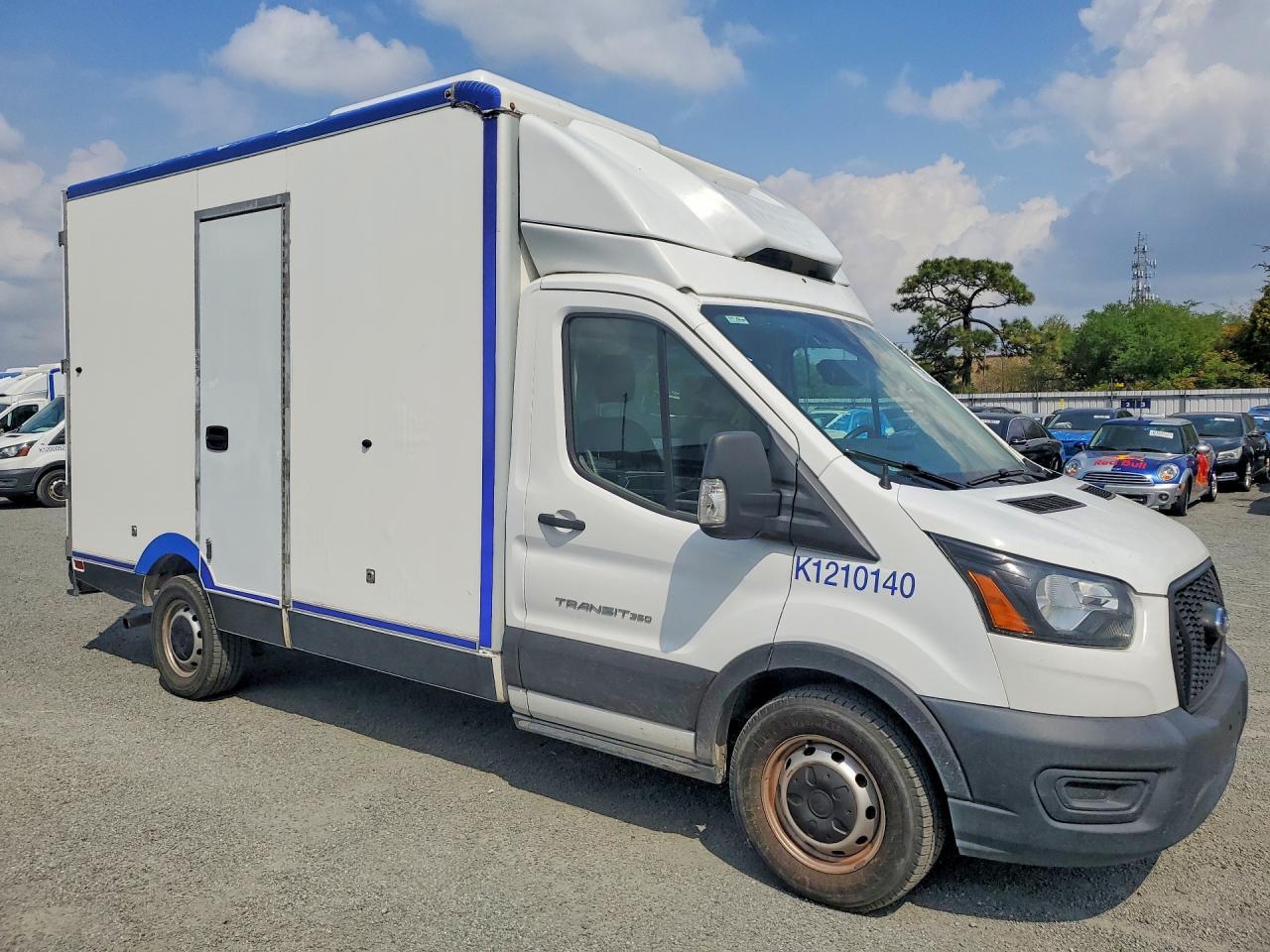 2021 Ford Transit Delivery Truck - Фото 4