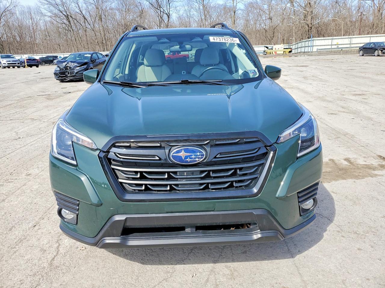 2022 Subaru Forester Premium - Image 5