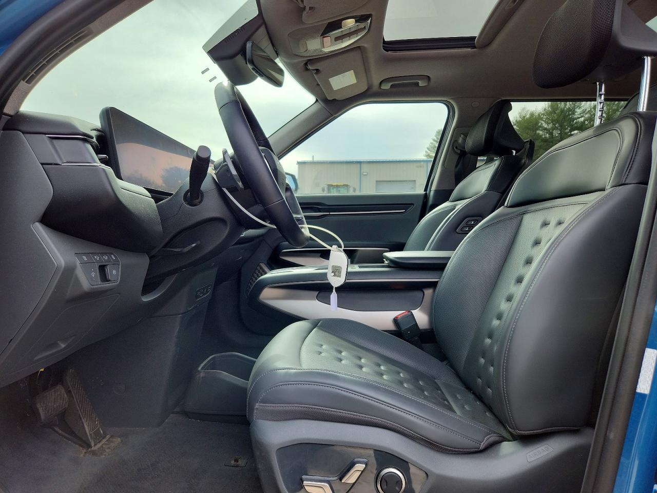 2024 Kia Ev9 Wind - Image 7
