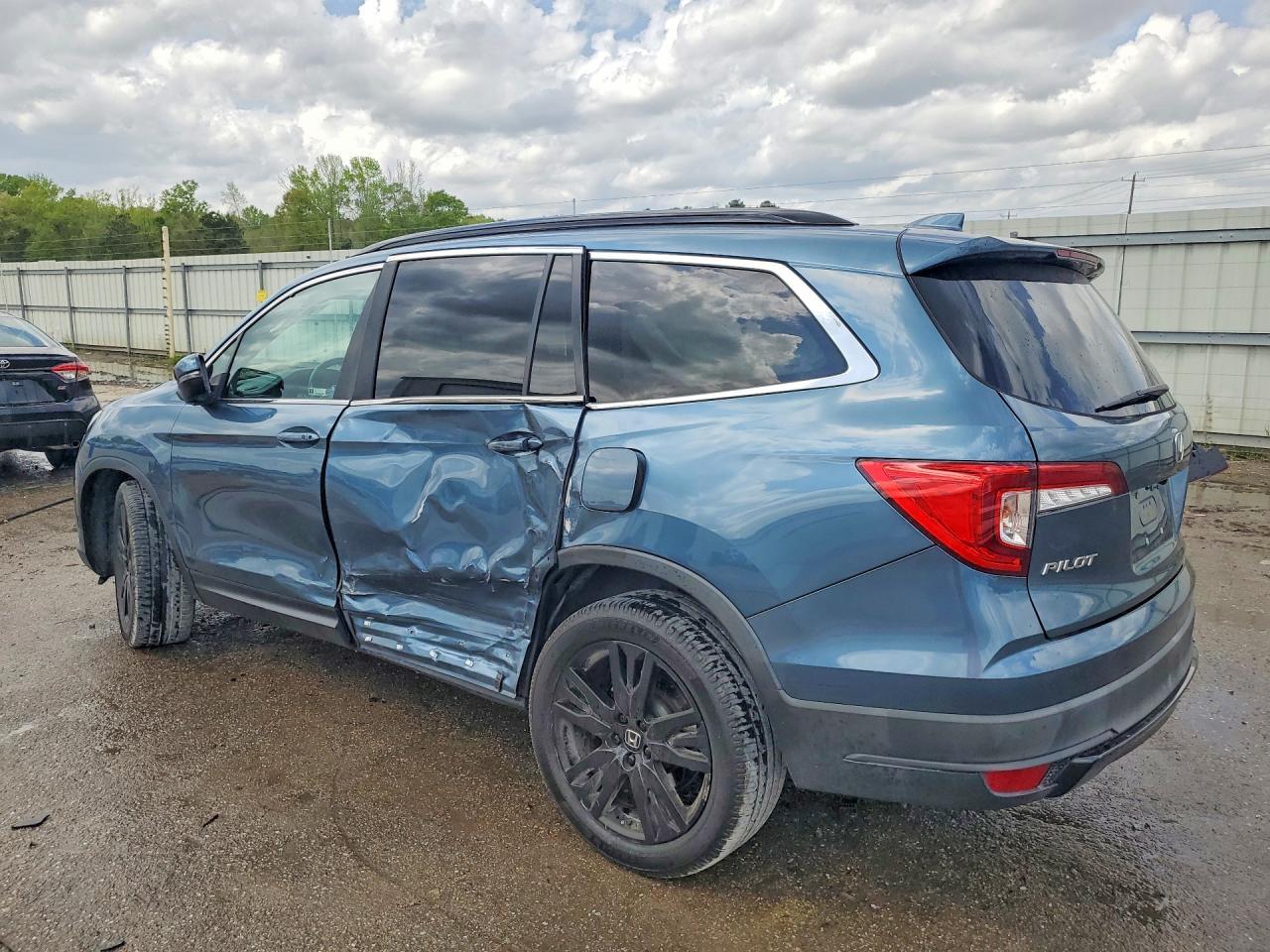 2021 Honda Pilot Se - Image 2