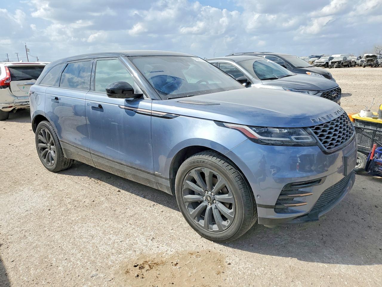 2019 Land Rover Range Rover Velar R-Dynamic Se - Image 4