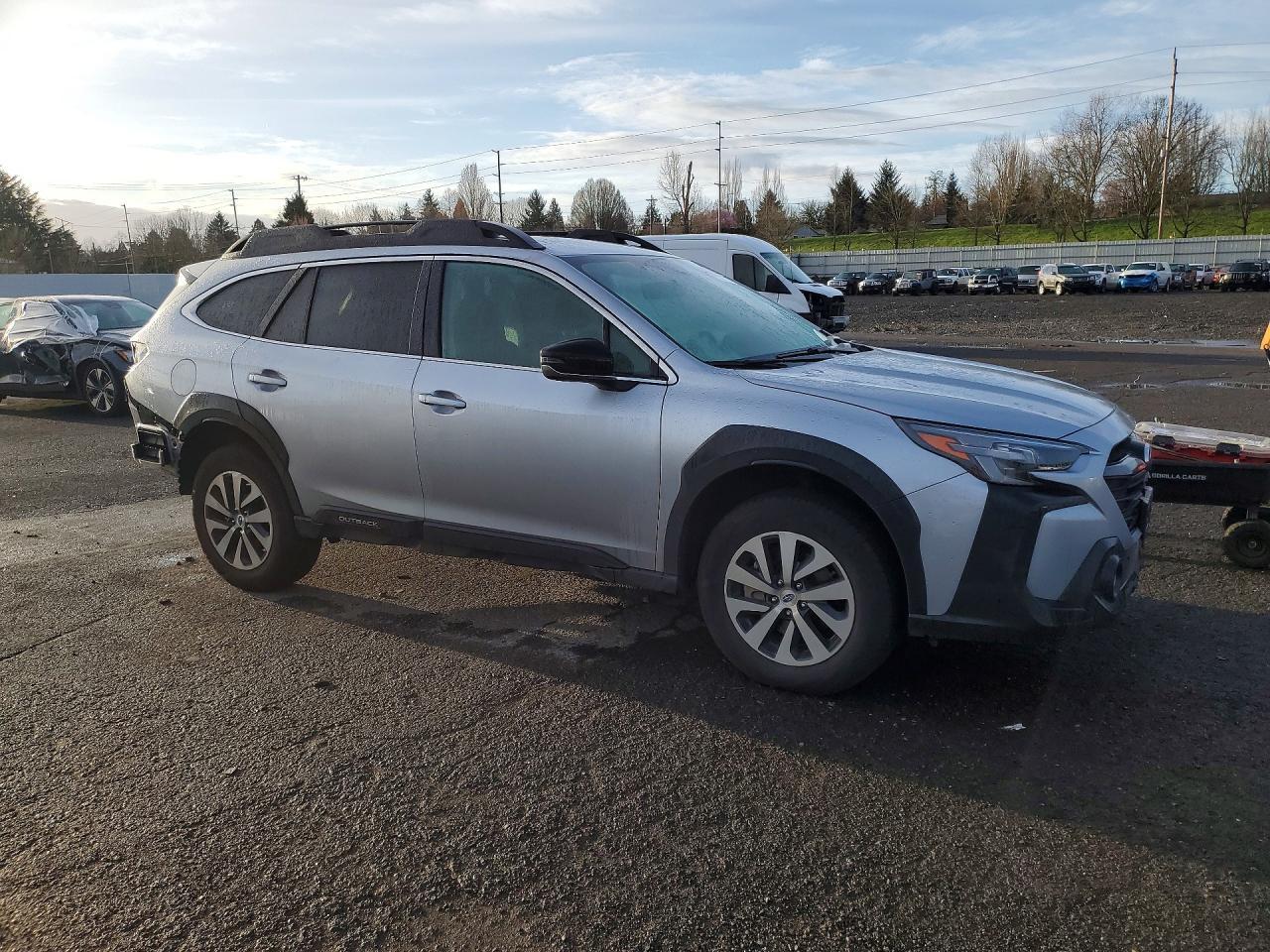 2025 Subaru Outback Premium - Фото 4