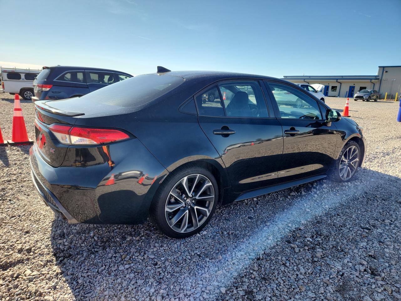 2020 Toyota Corolla Se - Фото 3