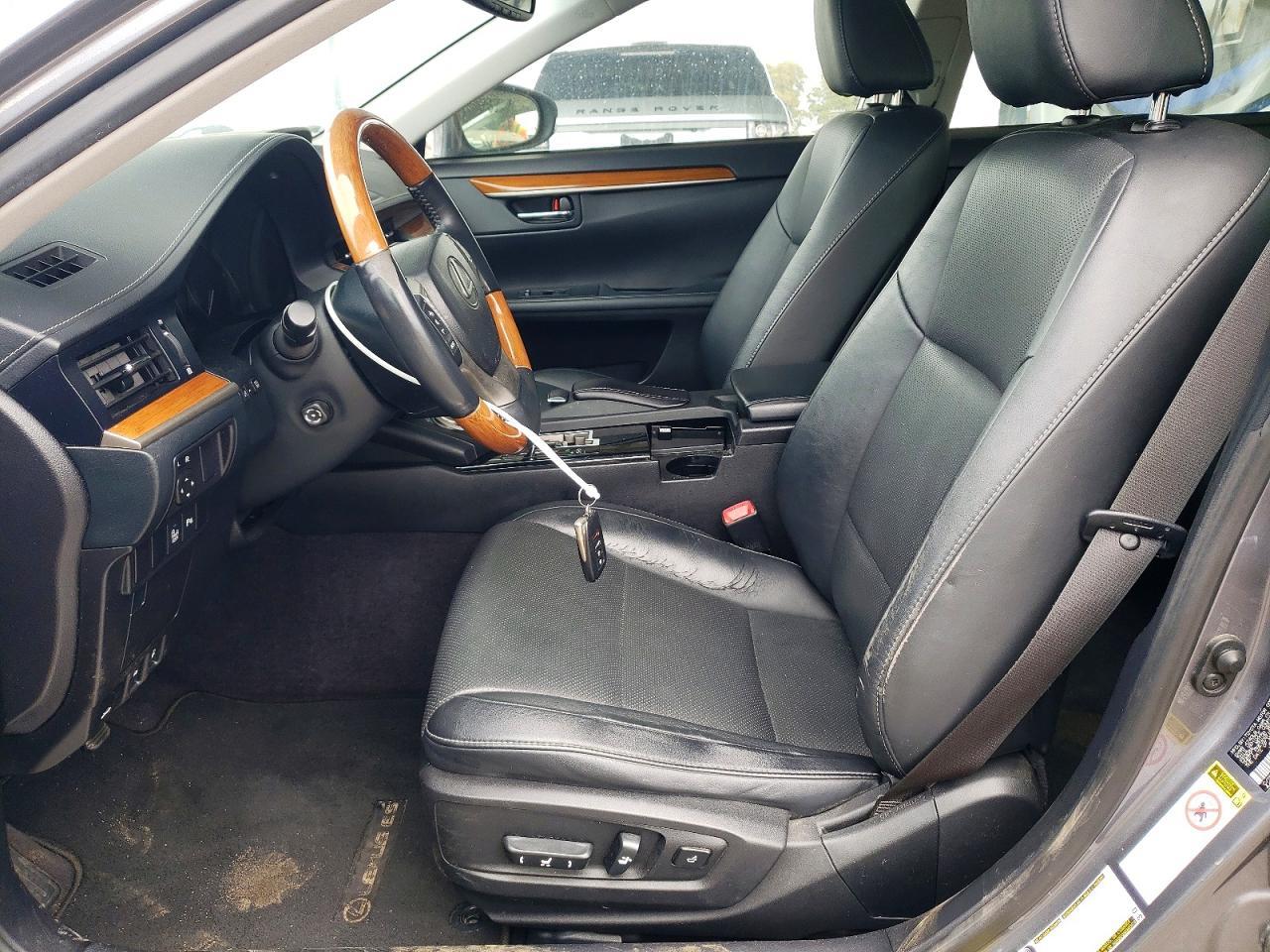2014 Lexus Es 300H - Фото 7