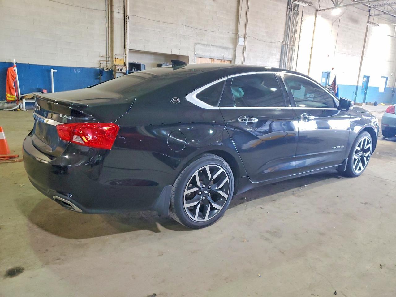 2017 Chevrolet Impala Premier - Фото 3