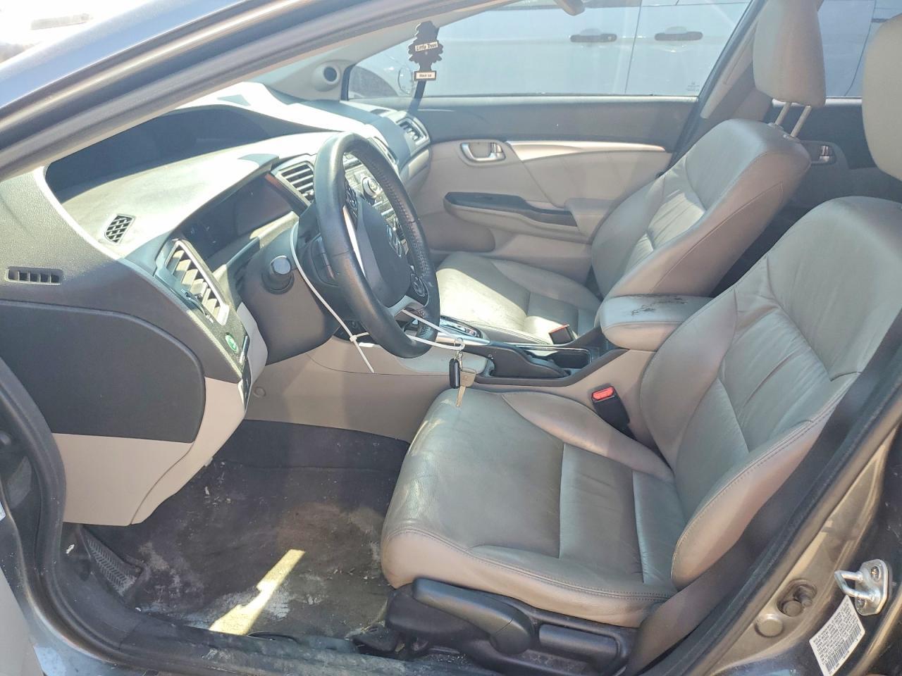 2013 Honda Civic Hybrid L - Image 7