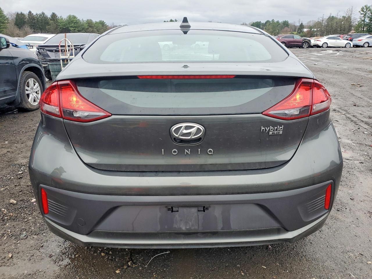 2022 Hyundai Ioniq Hybrid Blue - Image 6
